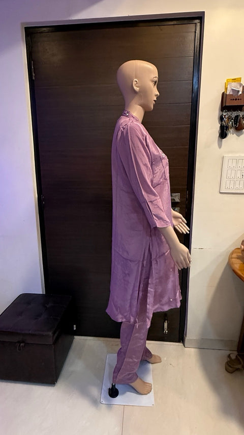 Puja Pink Thread & Sequin Embroidered Kurti with Pants Set