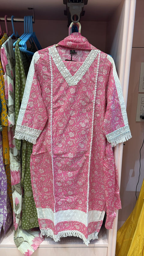 Blush Pink Floral Lace Trim Kurta with Eyelet Neckline & Crochet Fringe | Casual Ethnic Wear