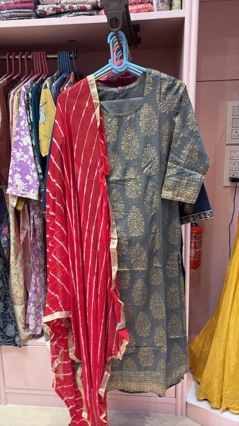 Cotton Casual Kurta & Top โ Smart Cuts & Trendy Patterns in 5 Colours