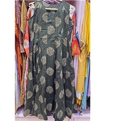 Forest Green Sleeveless Flared Kurti โ Gold Motif A-Line Cotton Ethnic Dress