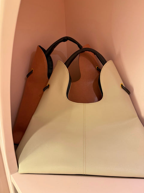 Premium Handbag Elegant Everyday Carry