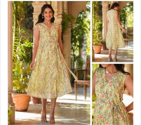 Jenesiya Pastel Yellow Floral Sleeveless Georgette Dress โ Belted V-Neck Midi