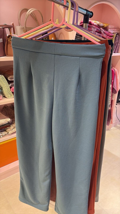 Elegant Straight-Fit High-Waist Pants