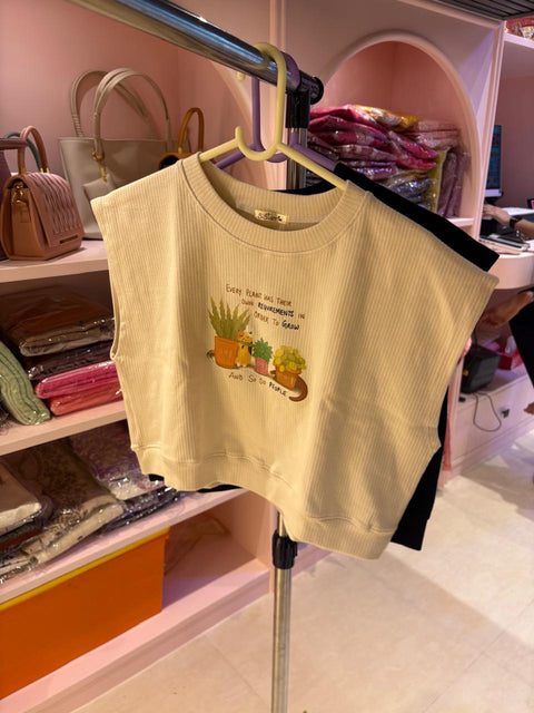 Cartoon Print Crop Top (Sleeveless)