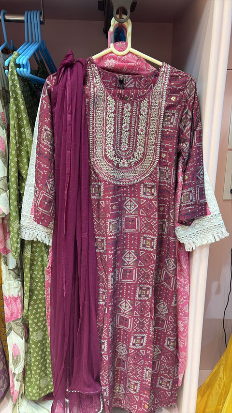 Mehr Wine Ajrakh-Print Embroidered Kurta Matching Dupatta