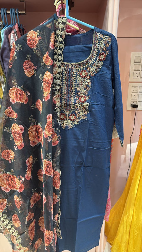 Navy Zari Embroidered Kurta with Floral Sheer Dupatta