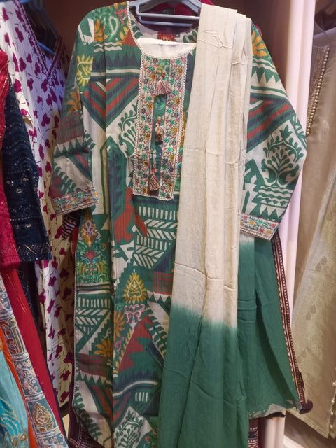 Green Multicolor Printed Ethnic Boho Fusion Suit Set with Pant & Dupatta | Festive Ethnic Wear