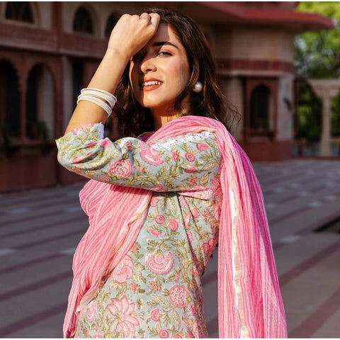 Generic Women's Casual 3/4th Sleeve Printed Cotton Kurti Set (Pink)