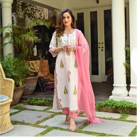 Generic Women's Casual 3/4th Sleeve Printed Cotton Kurti Set (White)