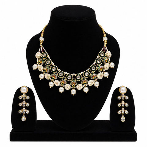 Emerald Green Kundan Pearl Necklace Set